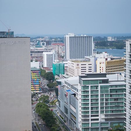 Petronella Suites Apartment @ Jesselton Quay Kota Kinabalu Buitenkant foto