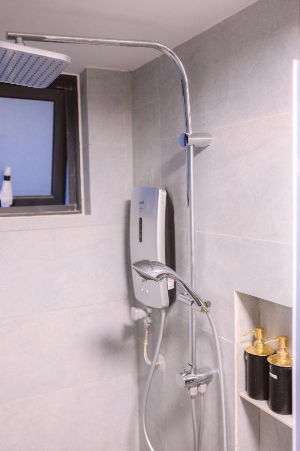 Petronella Suites Apartment @ Jesselton Quay Kota Kinabalu Buitenkant foto